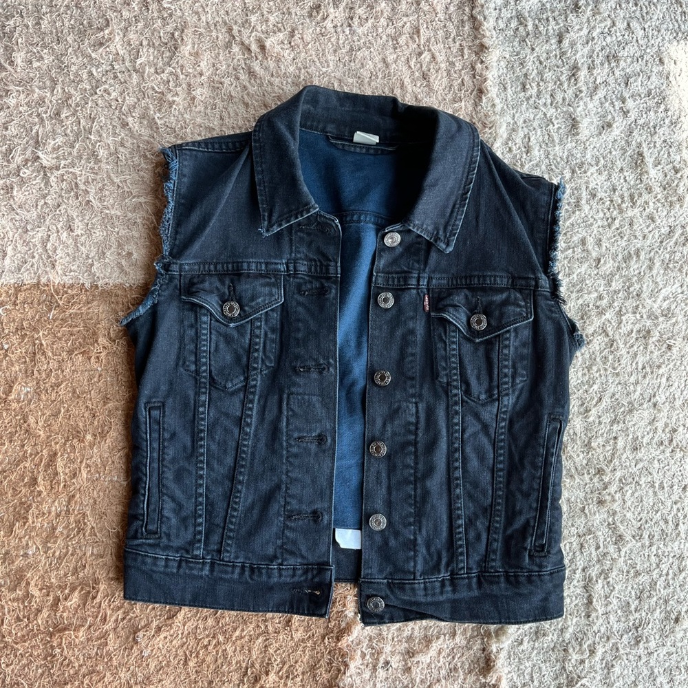 Levis cutoff denim vest